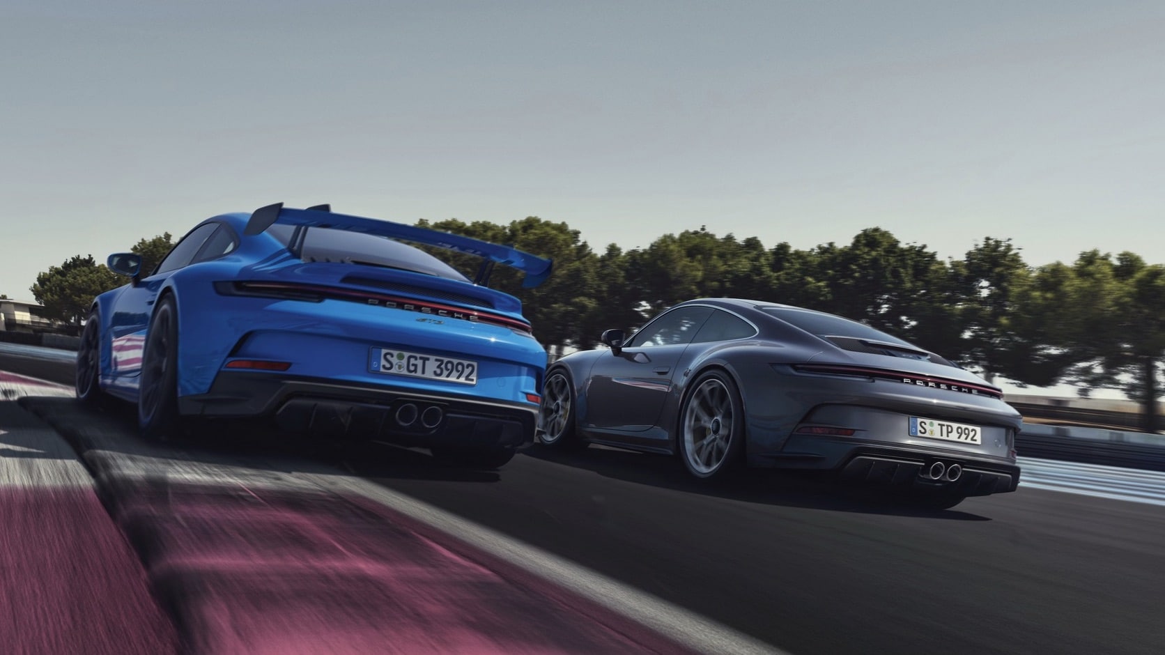 Porsche 911 GT3 and GT3 Touring 2022