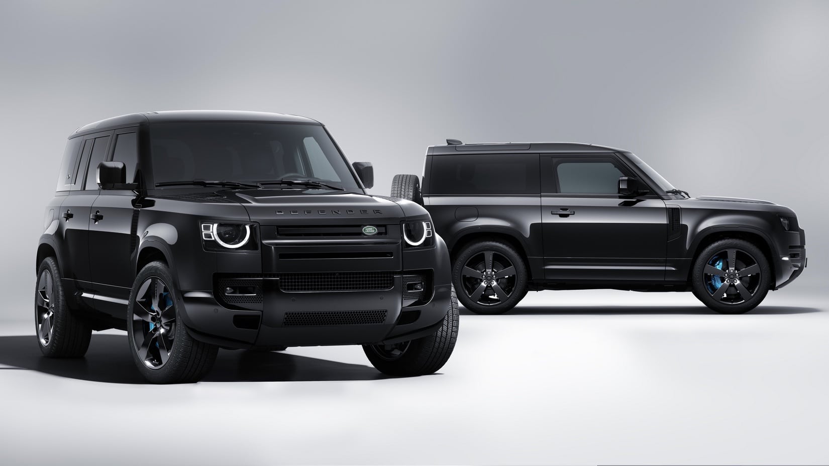 Land Rover Defender 90 and 110 Bond Edition 2022