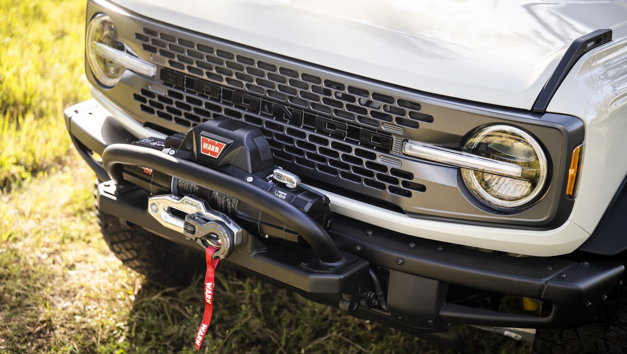 The WARN ZEON 10-S winch built into the front bumper.