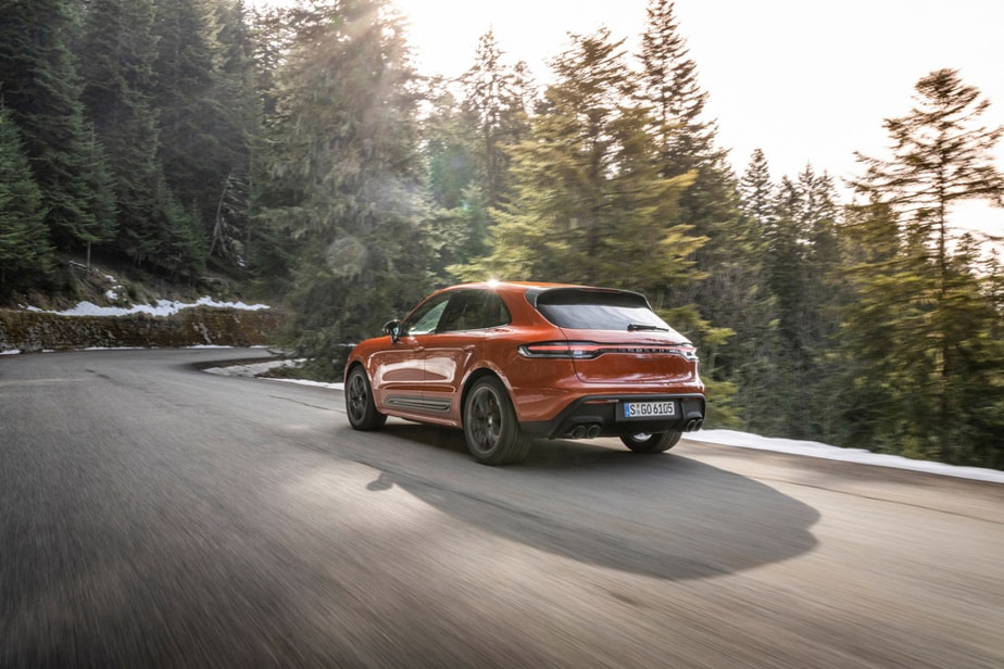 The pleasure that the Macan provides is in particular in the finesse of its impeccably weighted steering.