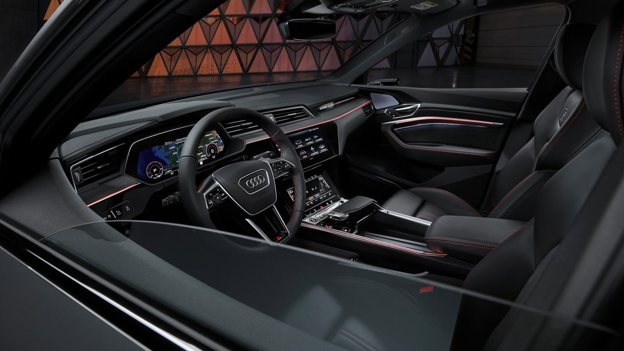 Audi Q8 e-tron 55 quattro 2024