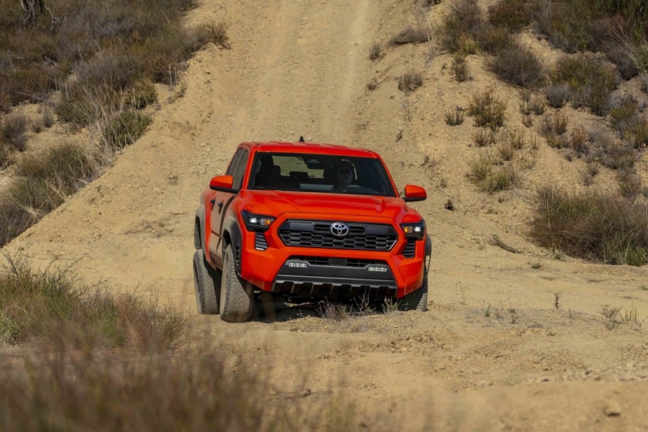 The 2024 Toyota Tacoma's four-wheel drive mode features a disengageable stabilizer bar to improve traction and wheel articulation on rough roads.