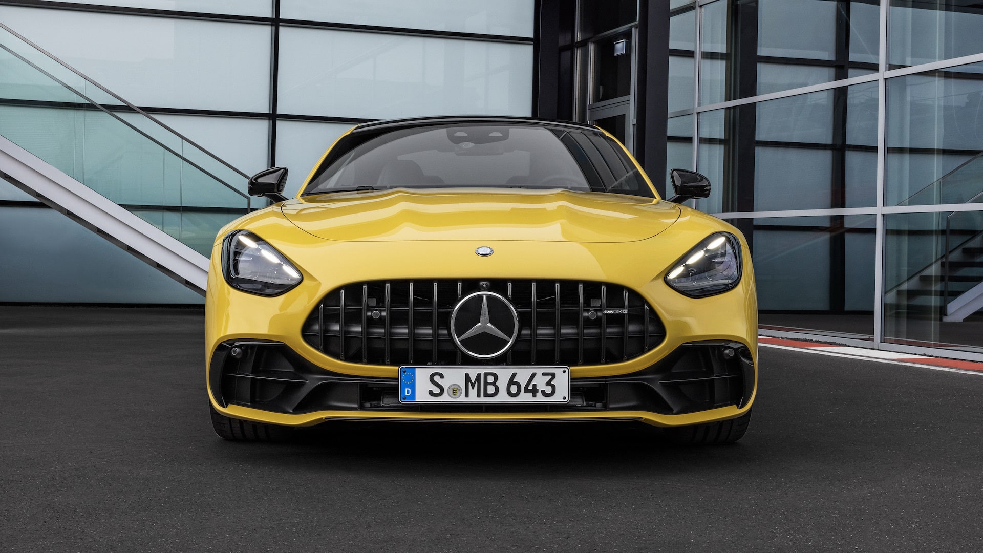 Mercedes AMG GT 43 Coupe 2025 8